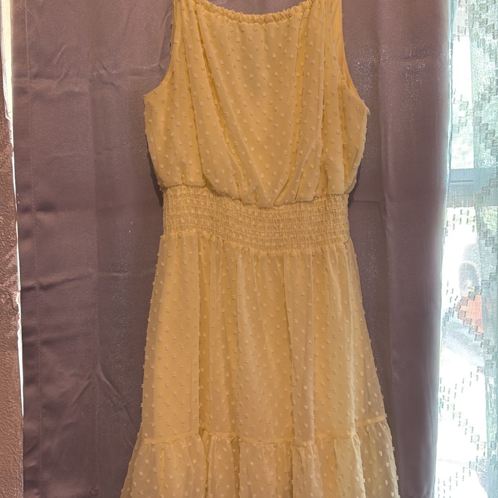 Elegant Yellow Sleeveless Dress